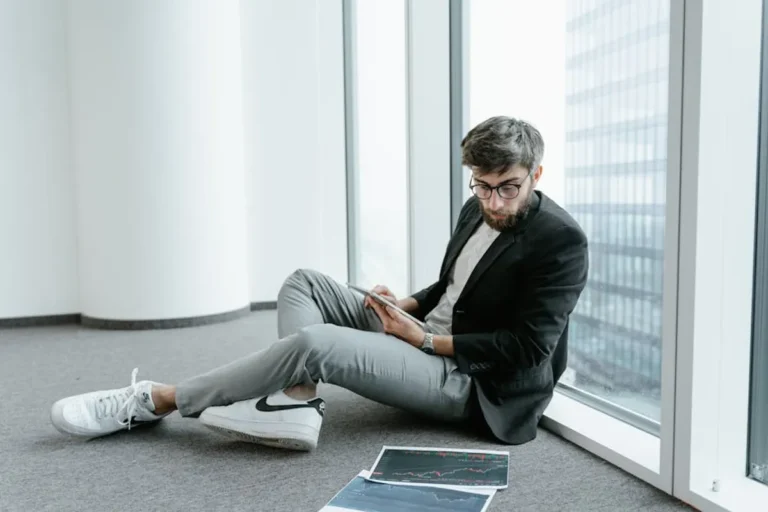 How readers compare furtherbusiness.com with similar online topics