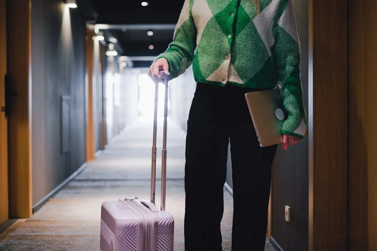How to Read Hotel Reviews